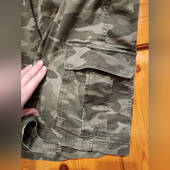 Men's George Camoflauge Shorts, Size 38 - Picture 5 of 8